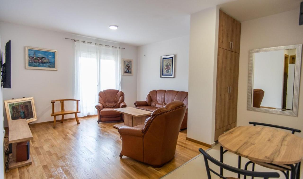 Sunny Hill Suite Ljubovic Podgorica Luaran gambar